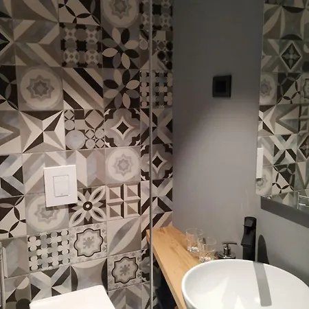 B & W Kriz לינה וארוחת בוקר Ajdovščina