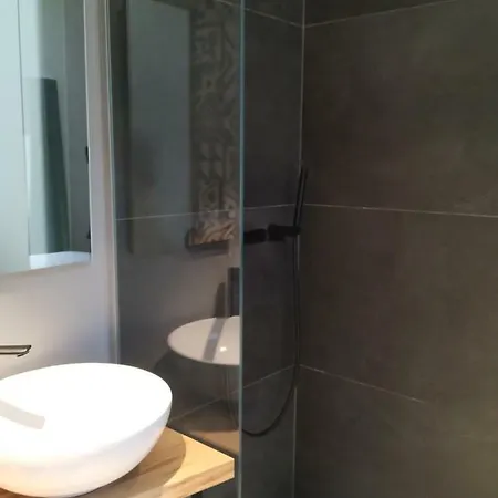 B & W Kriz Ajdovščina