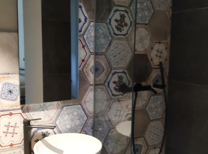 B & W Kriz Ajdovščina